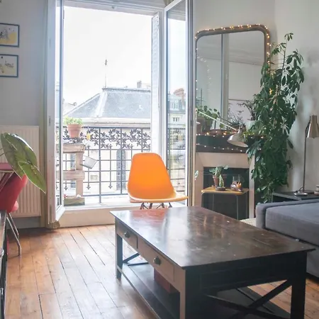 Superb Apartment With Balcony And Sacre-Coeur View *