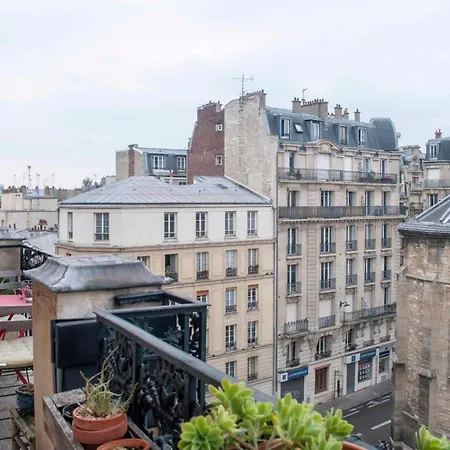 Superb Apartment With Balcony And Sacre-Coeur View Paris