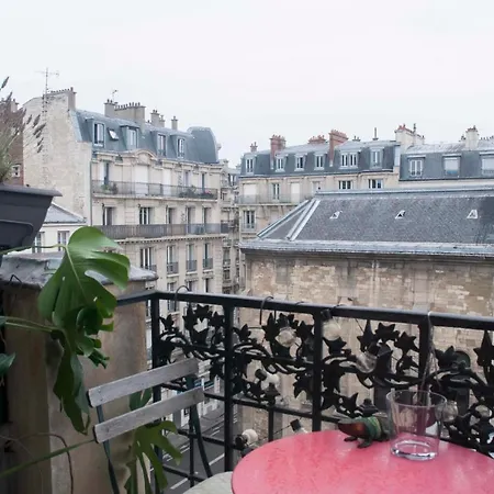 Superb Apartment With Balcony And Sacre-Coeur View